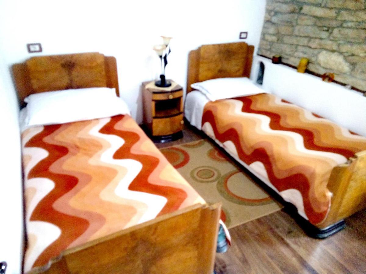 Ruols Guesthouse Gjirokaster Exterior photo